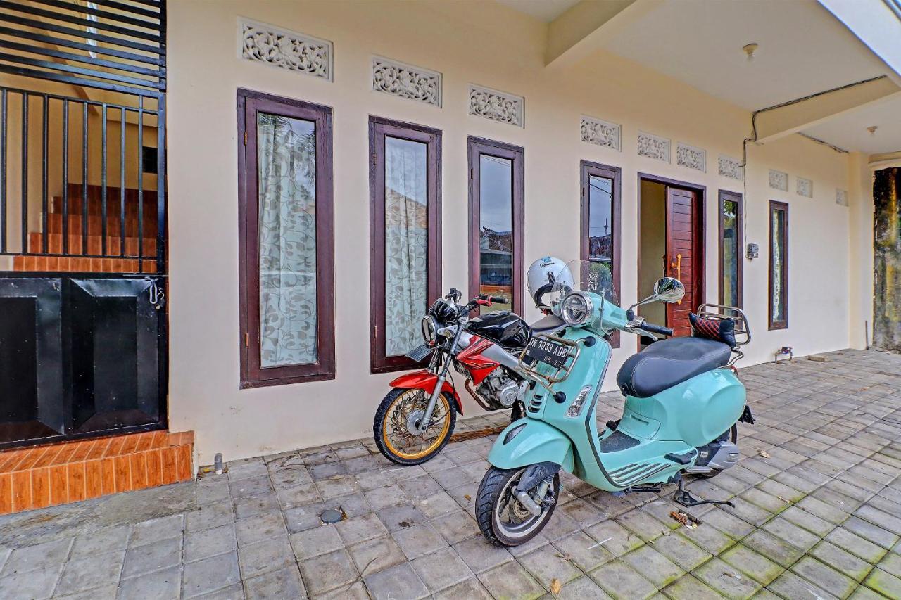 Oyo 91864 Holistic Stay Jimbaran Exterior foto